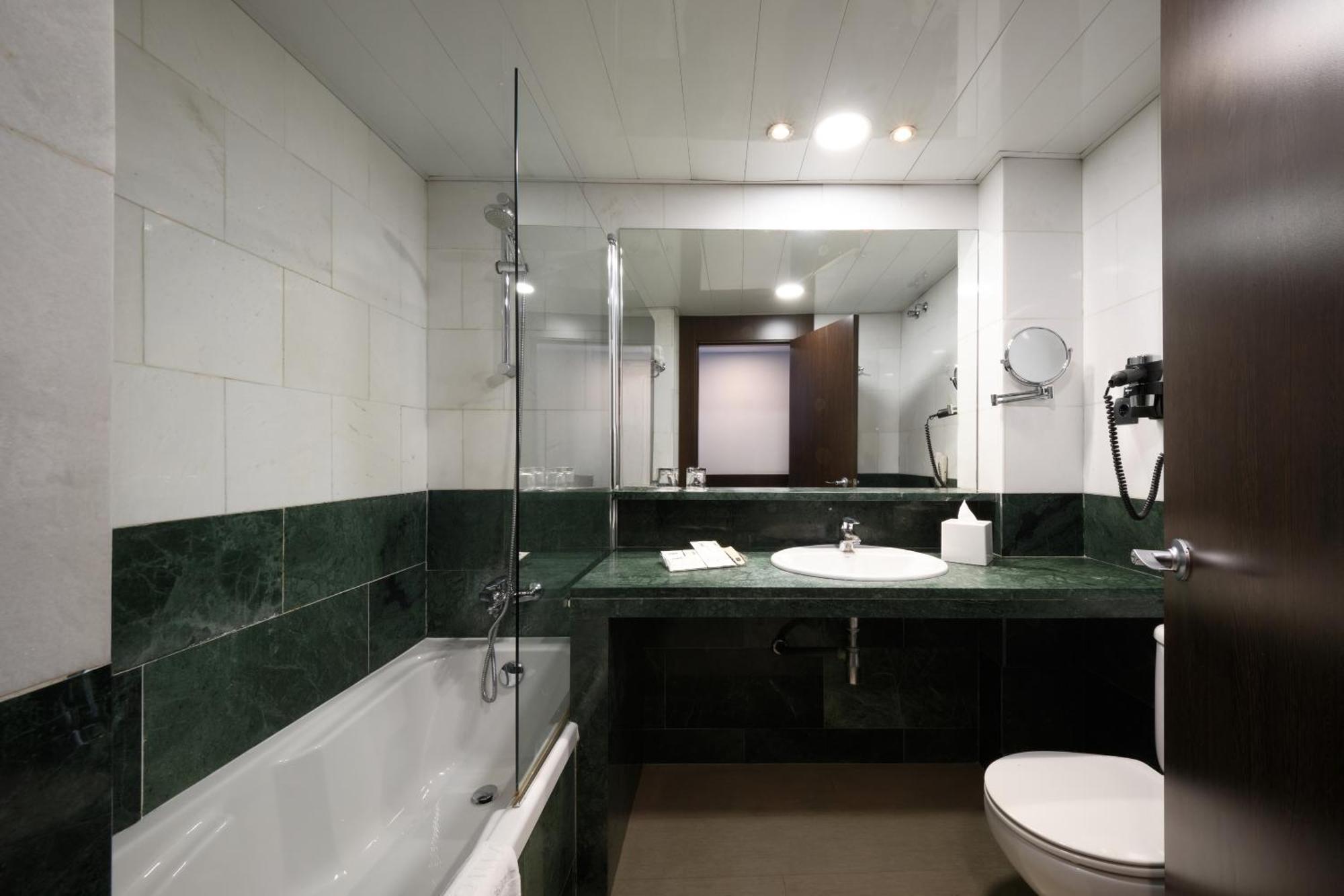 Hotel Catalonia Sagrada Familia 3*