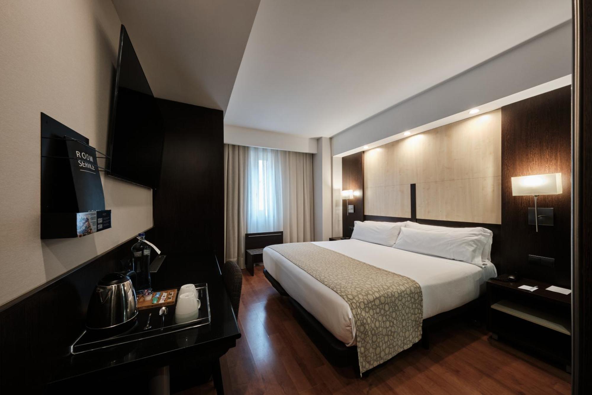 Hotel Catalonia Sagrada Familia 3*